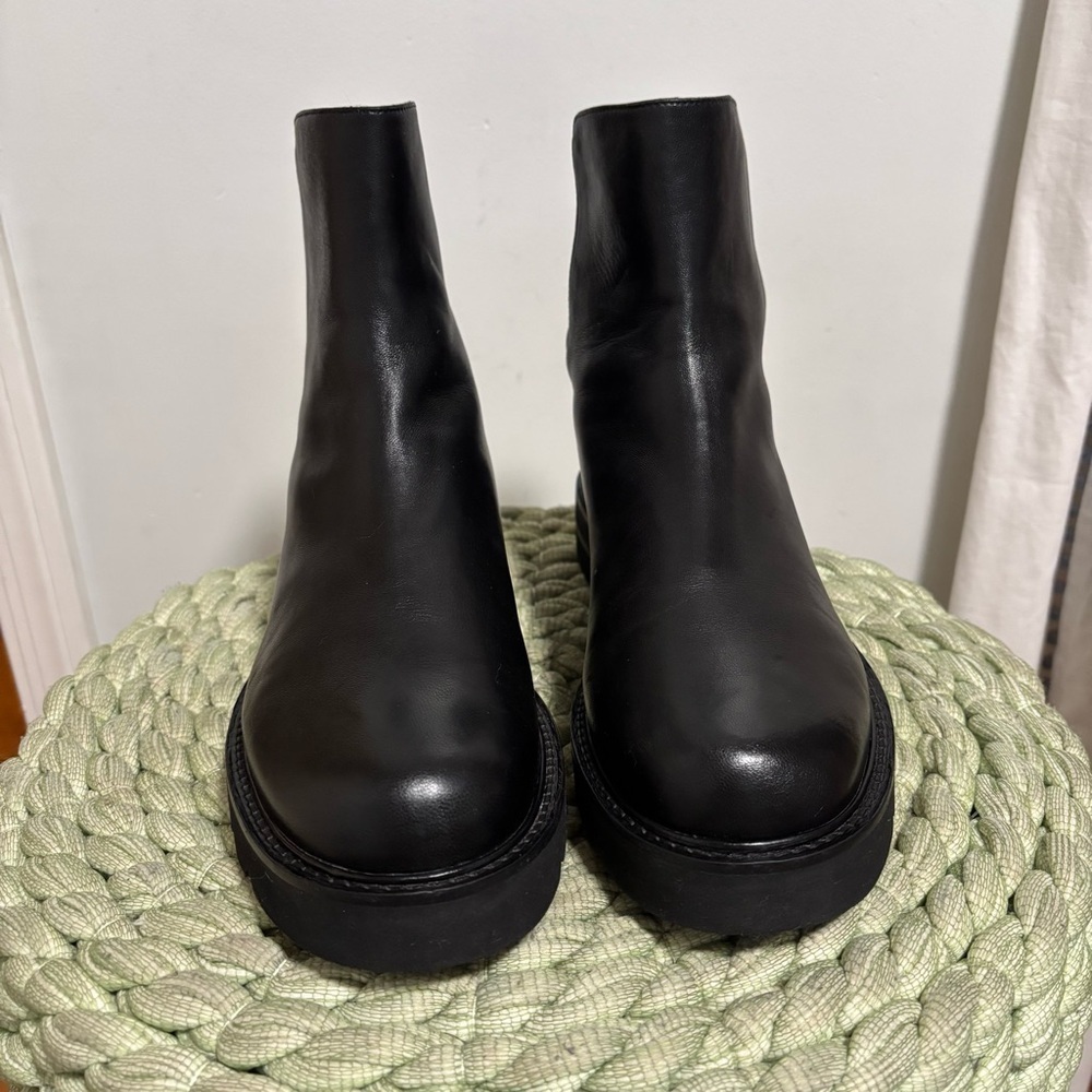 Stuart Weitzman 5050 Lift Black Nappa Leather Pull On Combat Ankle Boots Bootie - Picture 5 of 11